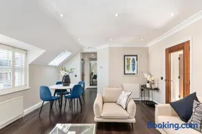 Weybridge - 2 Bed - parking - Image 4