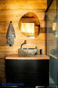 Alto Marins Tiny House - Image 3