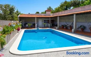 Spacious Villa with Private Pool in Oliveira de Azeméis - Image 1