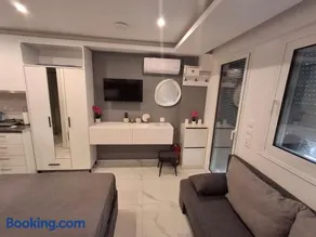 Olimp Luxury Suite - Paralia - Image 4