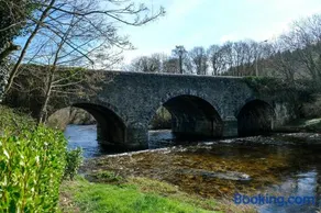The Lodge at Woodenbridge - Image 3