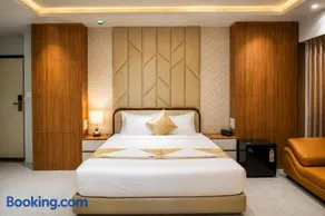 Hotel Krushnai Deluxe - Image 3