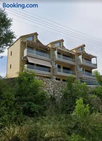 Solena Luxury Apartment - Image 2
