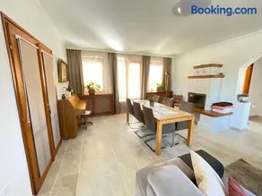 Villa Lili Apartments - Image 3