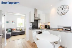 Coastguard Cottage - Image 5