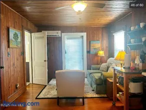 The Grace Place - pet friendly, king bed, Clinton - Image 1