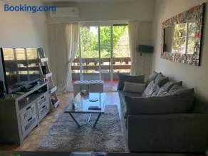 Hermoso Departamento en San Isidro - Image 1