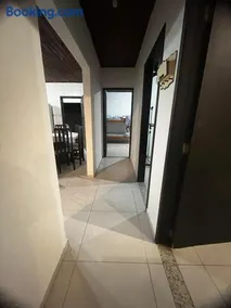 Linda casa de verão próxima do mar - Image 4