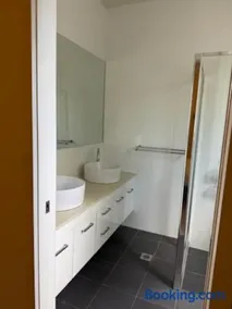 Serenity house - Image 1