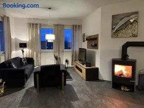 stayTNT-moderne 100qm Wohlfühlwohnung in ruhiger Lage - Image 1