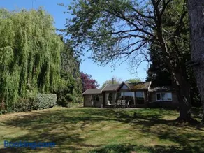 Idyllic Log Cabin Near Stratford upon Avon - Image 1