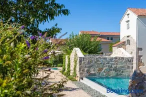 Luxury Jerini House with pool and wellness - Image 1