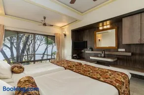 Valley View Grand Resort, Panhala - Premium Resort Hotel in Panhala - Image 2