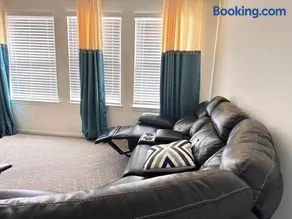 Kings palace Home of comfort - Image 2