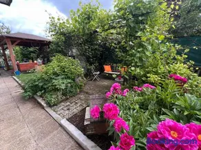 Green Garden Home - Image 1