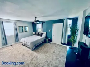 The Blue House - Image 3