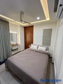 NatureStay - Image 2