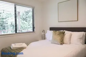 Family Friendly Cottage in Sunshine Coast Hinterland - Image 3