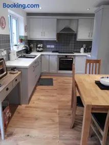 Elm Cottage - Image 3