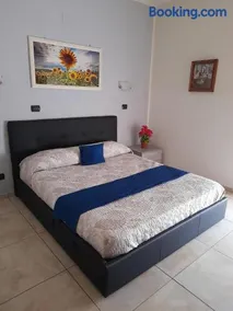 Hotel De Rosa - Image 3