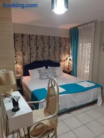 Spacious Fully equipped apt Dora Holidays By the sea at Flogita Beach - Image 3