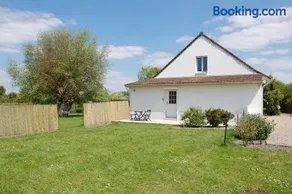 Chez Poussin - Image 1
