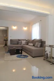 Villa Sofia - Image 2