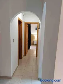 VUT Bajo Castillo - Image 2