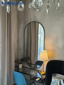 Mari's double bedroom - Image 1