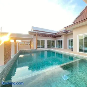 Khunnapat Pool Villa Pranburi - Image 4