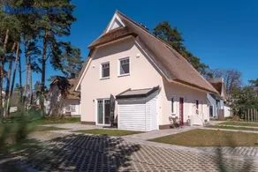 Ferienhaus "Reet-Traum" - mit Sauna und Terrasse, Hunde willkommen - Image 2