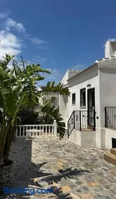 Villa Cuarenta y Tres - Image 1