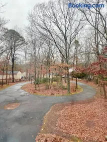 Cozy & Private Retreat Near Atlantic City! - Image 2