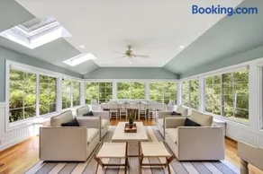 Stay 1 Block from Ocean at 7-Bed Retreat with Yard, Deck and Game Room, Host Up to 22 Across 16 Beds, Gas Fireplace, Gas Grill, Ample Parking, Walk to Menauhant Beach, Perfect for Family Getaway, 24 Hr Hospitality - Image 2