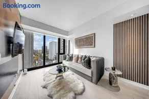 Indigo Lantern, Yorkville! - Image 2
