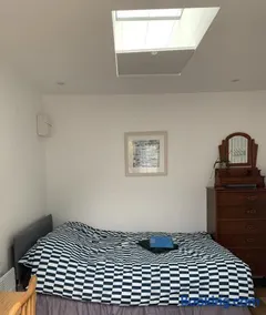 Garden room with parking - Image 2