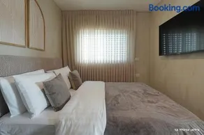 Shilo Boutiqe Suites - Image 4
