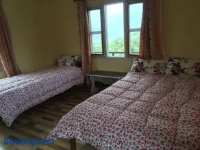 KB'S ECO MOUNTAIN VILLAGE HOME - Image 3