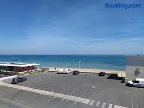 F2 - 30m2 Face à la mer - Image 1