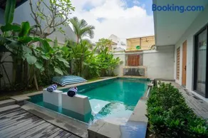 Luxury Casa White Palmera - Image 4