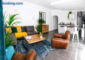 Beautifully Bright Apartment in Old Town Saint-Tropez - Image 3