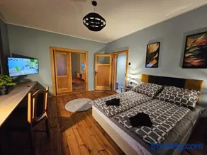 Family Rooms - Image 2
