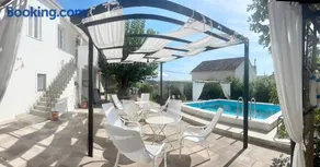Summer Apartment 2 - Image 3