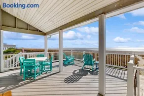 OCEAN BLISS with Private Boardwalk, Deck & A/C - Image 3