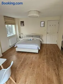 Extra Large Bedroom Dartford - Image 1