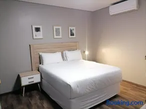 HWH Guesthouse Middelburg - Image 3