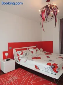 Ross House - Image 1