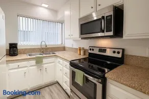 Townhome in Redondo near beach 8ppl washer&dryer - Image 3