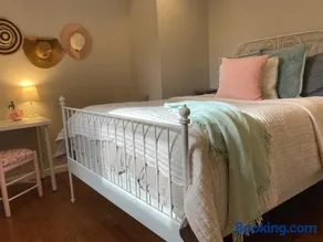 County Peace with Luxurious Amenities - Image 1
