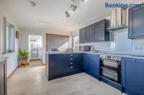1 Bed in Southcott oc-t30813 - Image 2